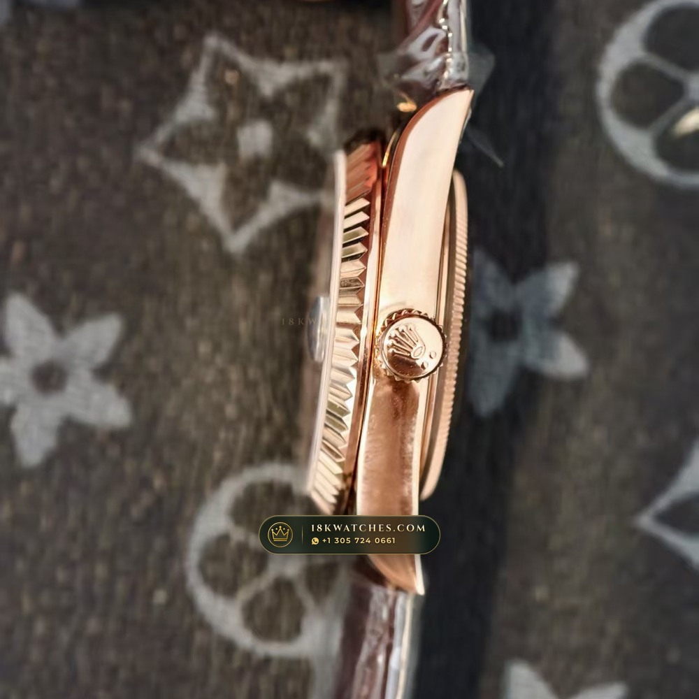 Rolex Day-Date 36 Gibeon Meteorite Dial 18K Everose Gold Ref. 118135 — Studio Gallery Plate V in 18K Rose Gold Au750 (118.9g Verified Mass, Rolex Manufacture Cal. 3155)