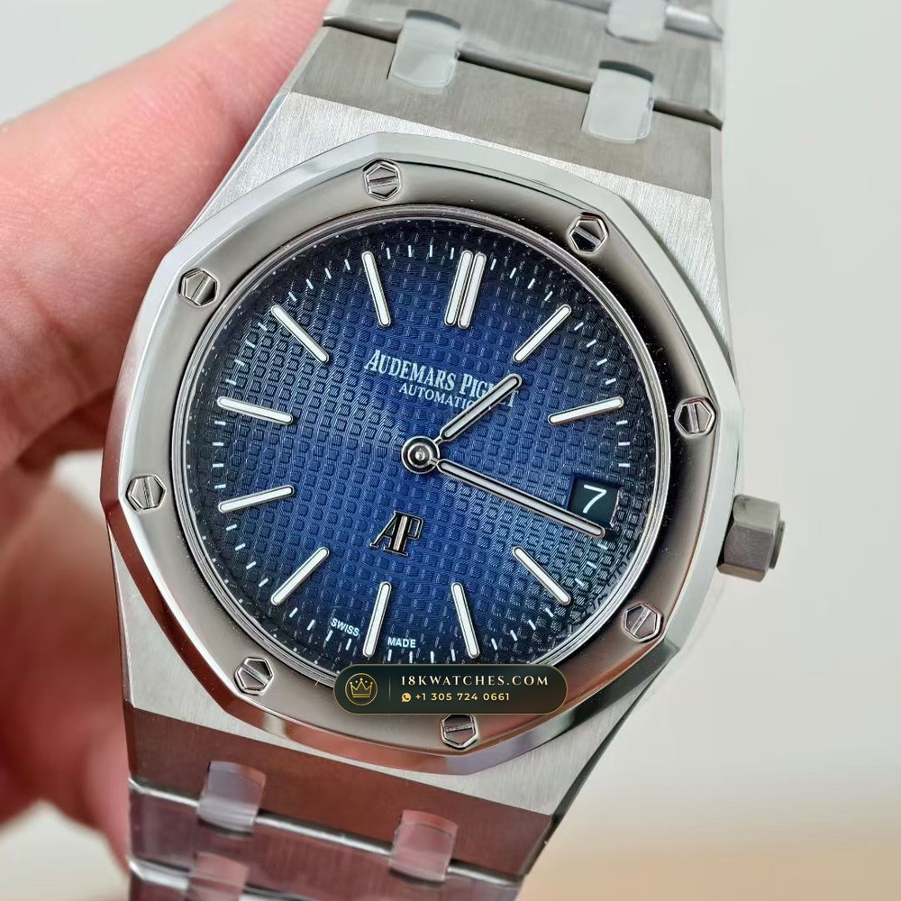 Audemars Piguet Royal Oak Jumbo Extra-Thin 39mm Geneva Atelier Spec Ref. 15202IP — Studio Gallery Plate II in 904L Stainless Steel Custom Architecture (94.1g Verified Mass, Audemars Piguet Cal. 2121 Ultra-Thin)