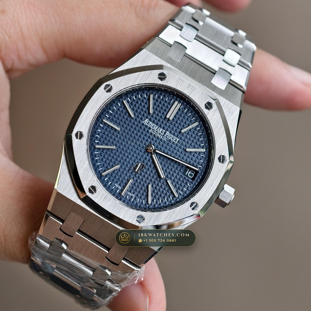 Audemars Piguet Royal Oak Jumbo Extra-Thin 39mm Ref. 15202ST.00.1240ST.01 — Studio Gallery Plate III in 904L Stainless Steel Custom Architecture (103.4g Verified Mass, Audemars Piguet Cal. 2121 Ultra-Thin)