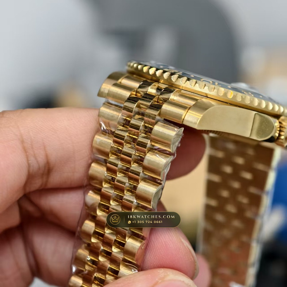 Rolex GMT-Master II Guinness / Zombie Grey & Black Cerachrom 18K Yellow Gold Ref. 126718GRNR — Studio Gallery Plate VII in 18K Yellow Gold Au750 (225.8g Verified Mass, Rolex Manufacture Cal. 3285 - 70h Power Reserve)