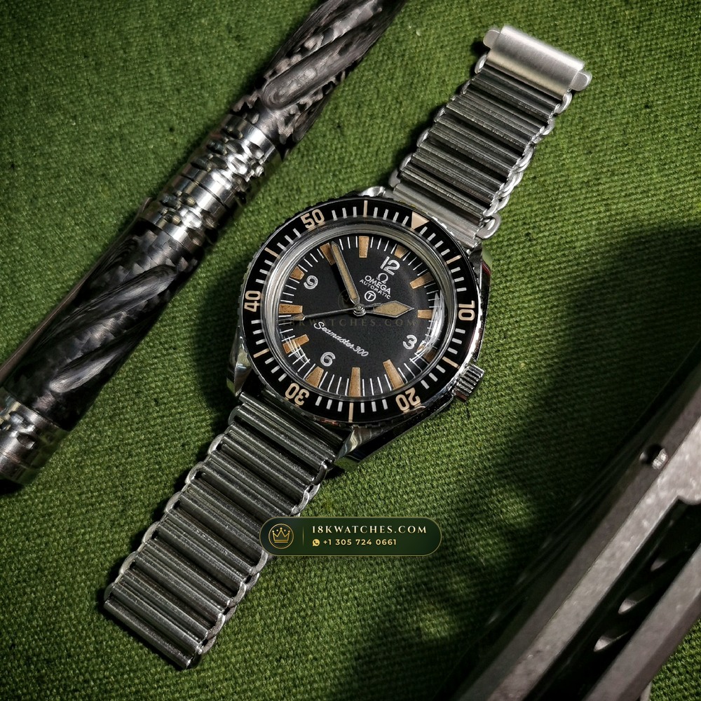 Omega Heritage Seamaster 300 Big Triangle Military Vintage 41mm Ref. 165.024 — Studio Gallery Plate II in 904L Stainless Steel Custom Architecture (104.9g Verified Mass, Omega Co-Axial Master Chronometer Cal. 8900)