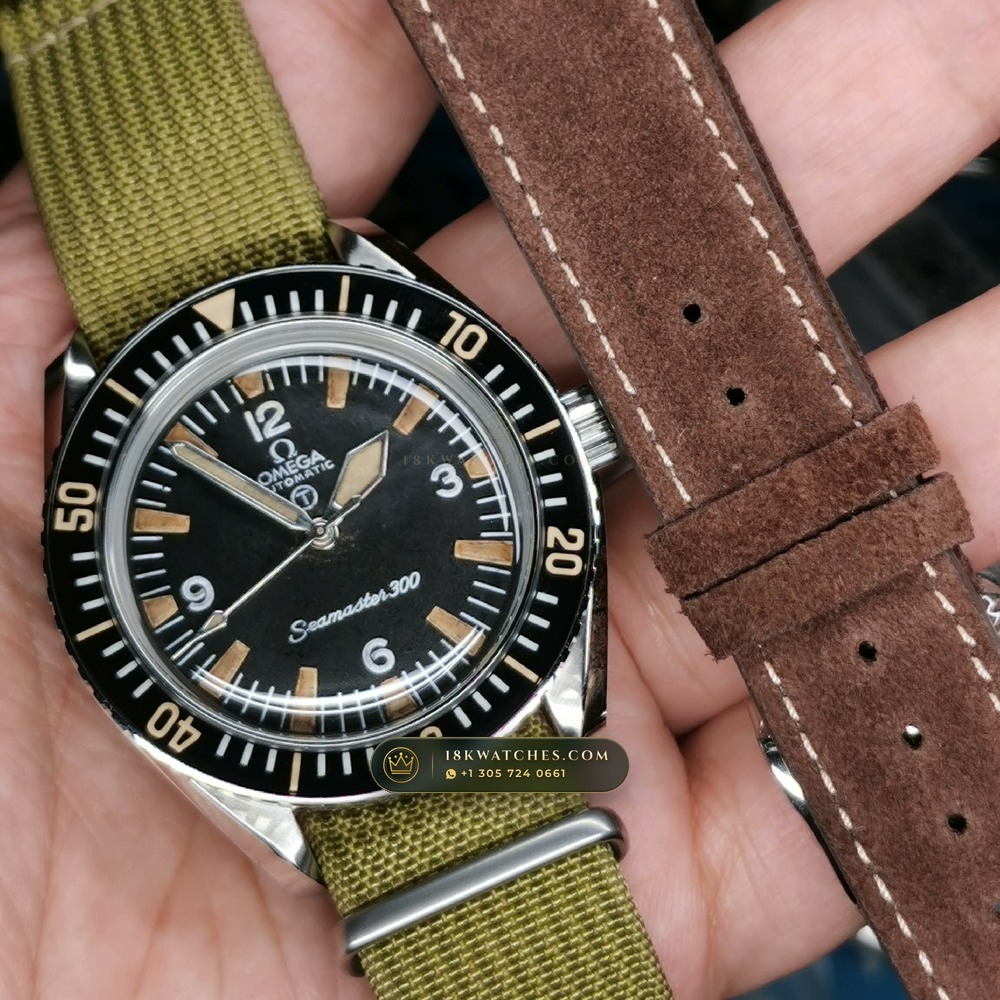Omega Heritage Seamaster 300 Big Triangle Military Vintage 41mm Ref. 165.024 — Studio Gallery Plate IV in 904L Stainless Steel Custom Architecture (104.9g Verified Mass, Omega Co-Axial Master Chronometer Cal. 8900)
