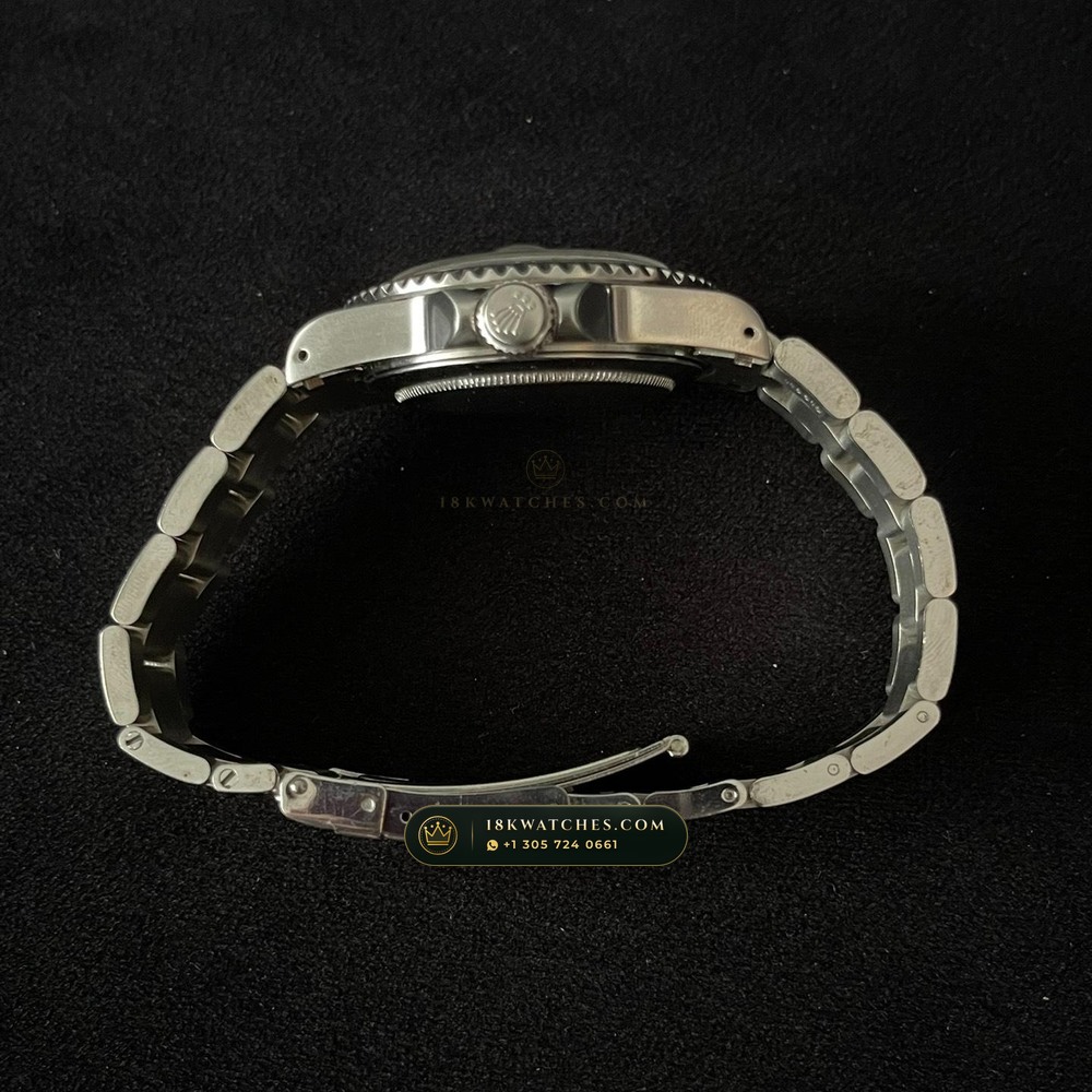 Rolex Submariner Date Tiffany Blue Dial Ref. 1680 — Studio Gallery Plate III in 904L Stainless Steel Custom Architecture (115.3g Verified Mass, Rolex Manufacture Cal. 3135)