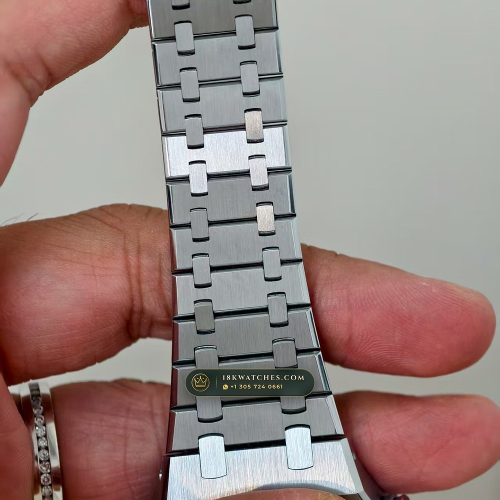 Audemars Piguet Royal Oak Selfwinding Chronograph 41mm Master Watchmaker Spec Ref. 26240ST — Studio Gallery Plate IV in 904L Stainless Steel Custom Architecture (180.9g Verified Mass, Audemars Piguet Cal. 4401 Flyback Chronograph)