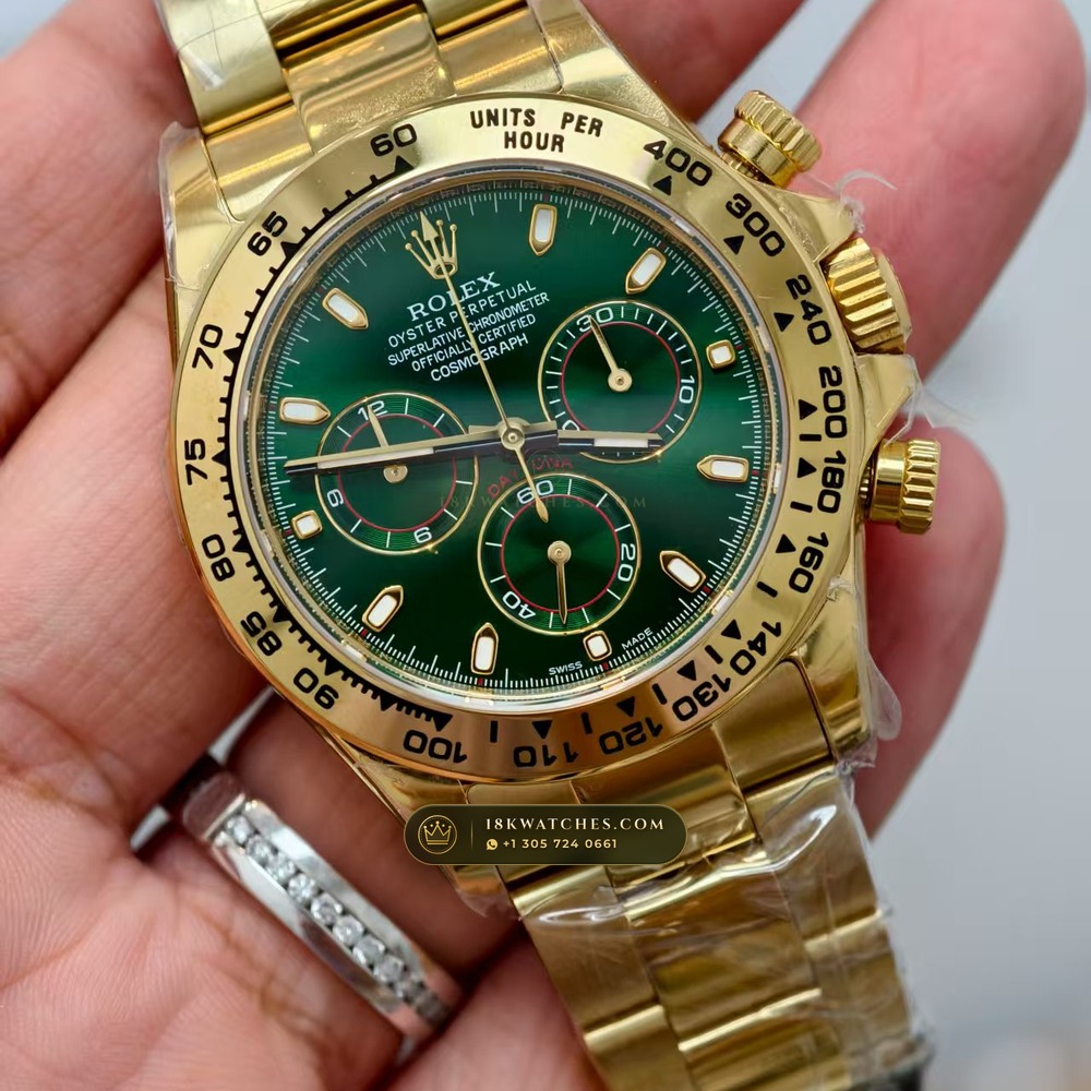 Rolex Cosmograph Daytona John Mayer Emerald Dial 18K Yellow Gold Geneva Atelier Spec Ref. 116508 — Studio Gallery Plate IV in 18K Yellow Gold Au750 (216.7g Verified Mass, Rolex Manufacture Cal. 4130 - 72h Power Reserve)