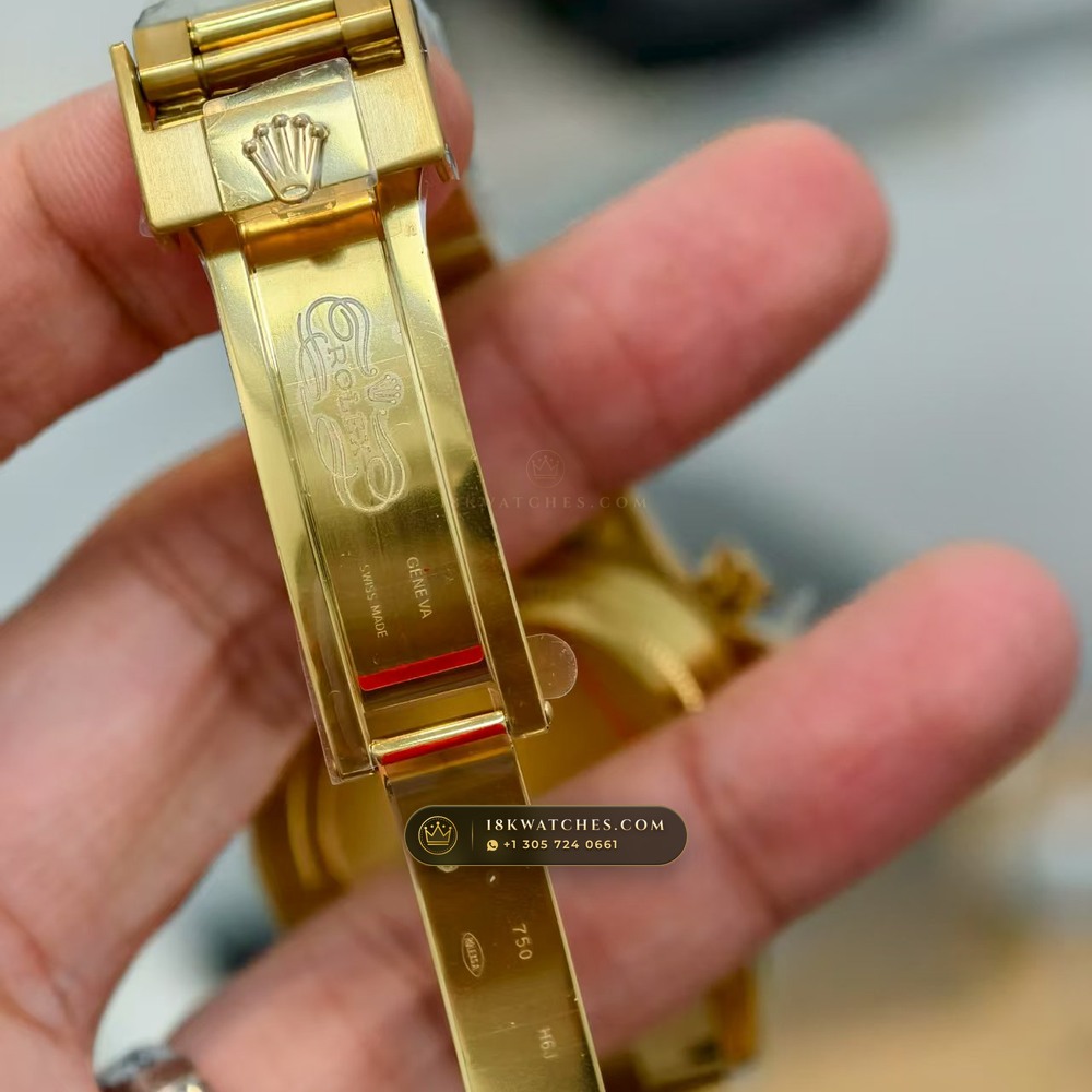 Rolex Cosmograph Daytona John Mayer Emerald Dial 18K Yellow Gold Geneva Atelier Spec Ref. 116508 — Studio Gallery Plate VII in 18K Yellow Gold Au750 (216.7g Verified Mass, Rolex Manufacture Cal. 4130 - 72h Power Reserve)