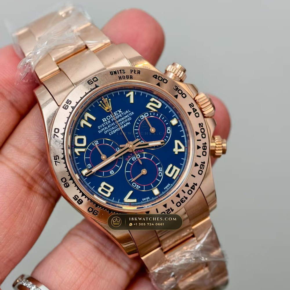 Rolex Cosmograph Daytona Racing Arabic Dial 18K Everose Gold Deep Crystal Optics Ref. 126505 — Studio Gallery Plate III in 18K Rose Gold Au750 (216.3g Verified Mass, Rolex Manufacture Cal. 4131 - 72h Power Reserve)
