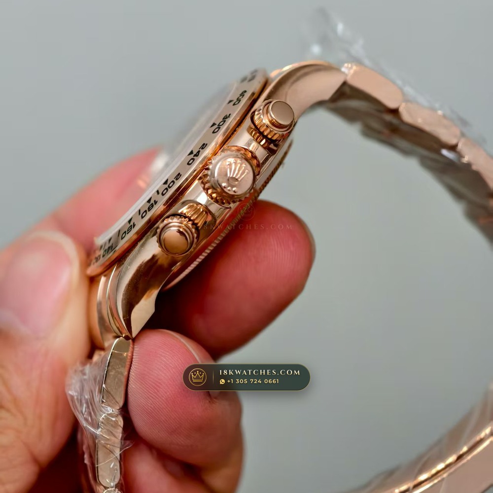 Rolex Cosmograph Daytona Racing Arabic Dial 18K Everose Gold Deep Crystal Optics Ref. 126505 — Studio Gallery Plate IV in 18K Rose Gold Au750 (216.3g Verified Mass, Rolex Manufacture Cal. 4131 - 72h Power Reserve)