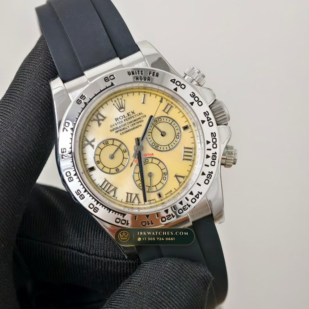 Rolex Cosmograph Daytona Beach Yellow Mother-of-Pearl Collector Edition 18K Yellow Gold Ref. 116518 — Studio Gallery Plate II in 18K Yellow Gold Au750 (138.9g Verified Mass, Rolex Manufacture Cal. 4130 - 72h Power Reserve)