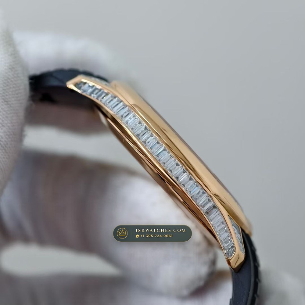 Patek Philippe Aquanaut Extra-Large Self-Winding 18K Rose Gold Ref. 5167/300R-010 — Studio Gallery Plate V in 18K Rose Gold Au750 (108.6g Verified Mass, Patek Philippe Cal. 324 S C - 21K Gold Rotor)