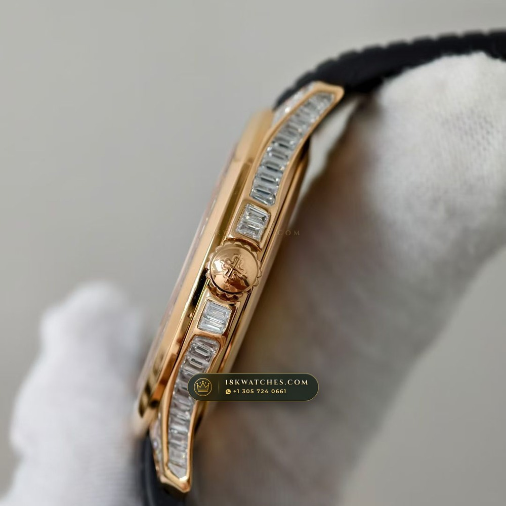 Patek Philippe Aquanaut Extra-Large Self-Winding 18K Rose Gold Ref. 5167/300R-010 — Studio Gallery Plate VI in 18K Rose Gold Au750 (108.6g Verified Mass, Patek Philippe Cal. 324 S C - 21K Gold Rotor)