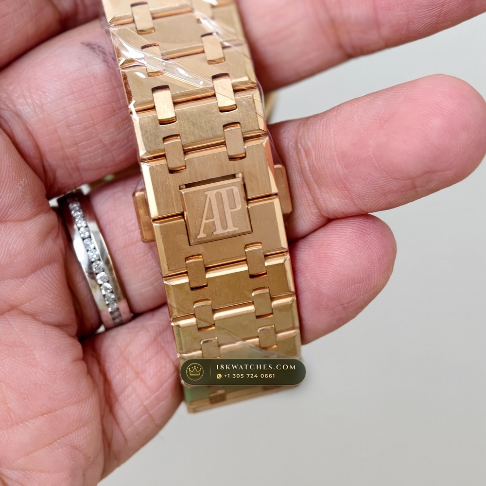 Audemars Piguet Royal Oak Selfwinding 41mm 18K Rose Gold Ref. 15400OR — Studio Gallery Plate V in 18K Rose Gold Au750 (223.7g Verified Mass, Audemars Piguet Cal. 3120 - 22K Gold Rotor)