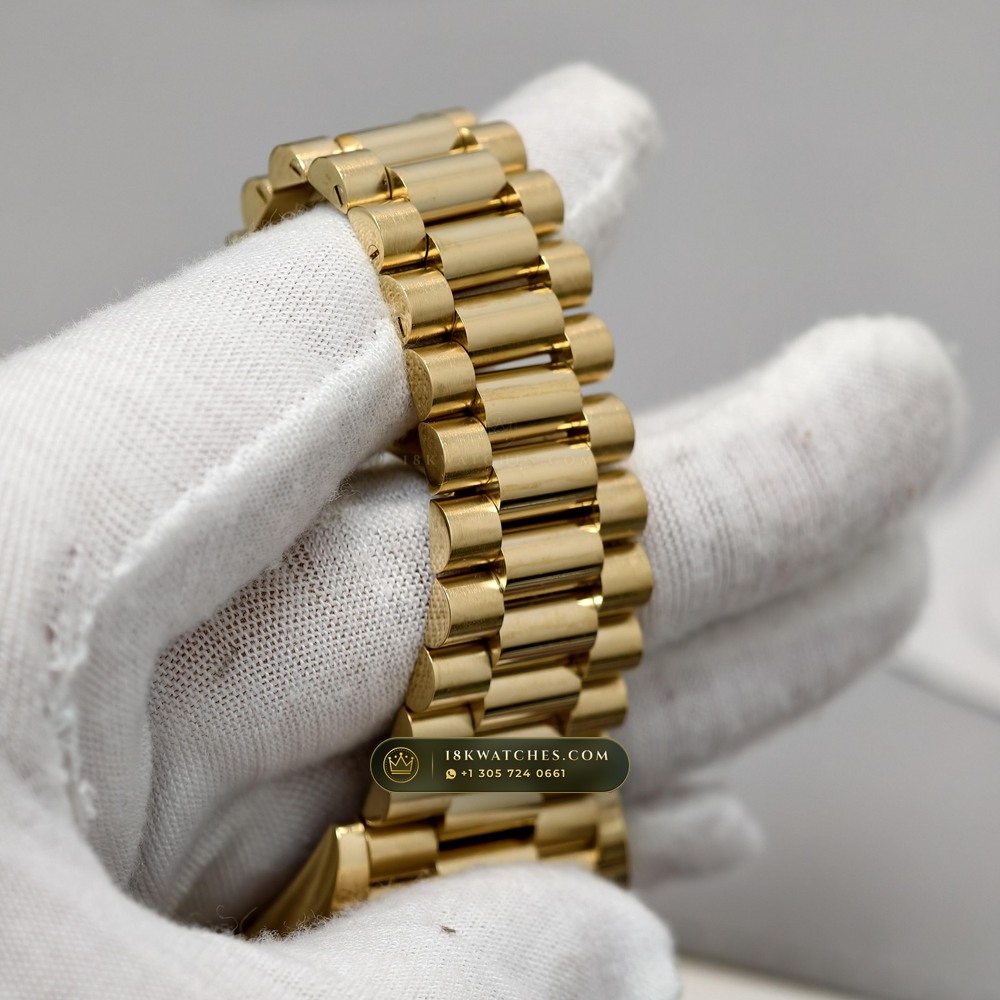 Rolex Day-Date 40 18K Yellow Gold Hand-Chamfered Bevel Spec Ref. 228238 — Studio Gallery Plate IV in 18K Yellow Gold Au750 (210.1g Verified Mass, Rolex Manufacture Cal. 3255 - 70h Power Reserve)