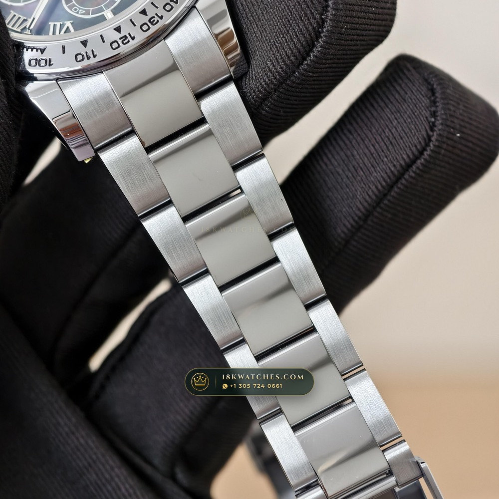 Rolex Cosmograph Daytona Tahitian Mother-of-Pearl Dial 18K White Gold Ref. 126509 — Studio Gallery Plate IX in 18K White Gold Au750 (216.7g Verified Mass, Rolex Manufacture Cal. 4131 - 72h Power Reserve)