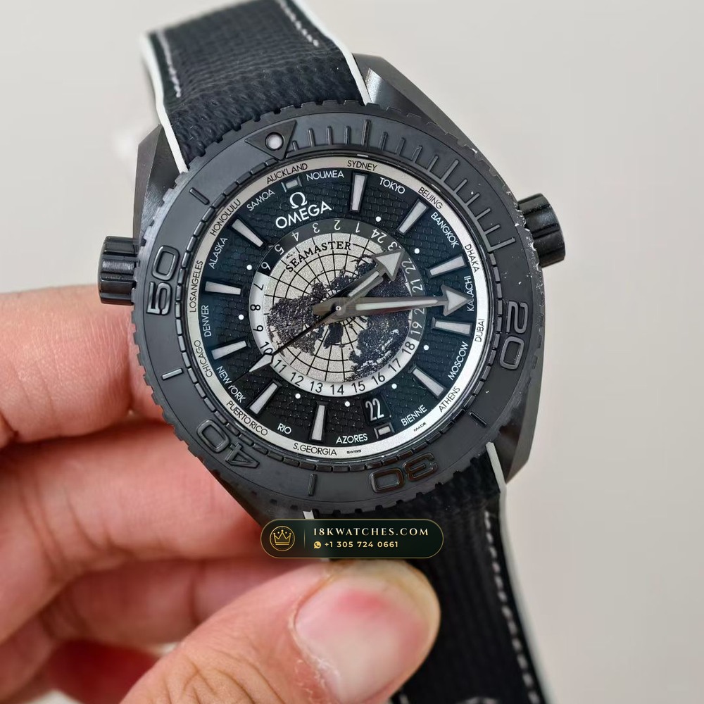 Omega Seamaster Aqua Terra Worldtimer 45.5mm Ref. 215.92.46.22.01.006 — Studio Gallery Plate II in High-Tech Ceramic & Titanium (126.4g Verified Mass, Omega Co-Axial Master Chronometer Cal. 8900)