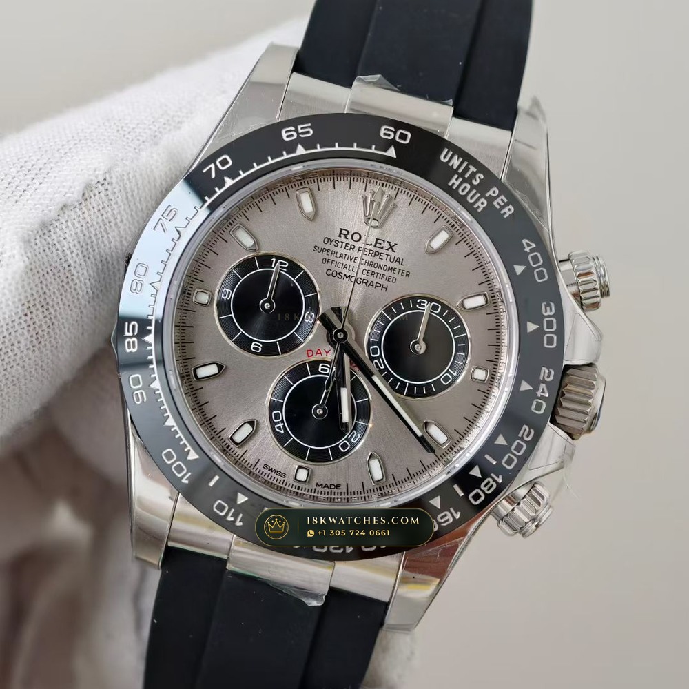 Rolex Cosmograph Daytona 18K White Gold Ref. 116519LN — Studio Gallery Plate III in 18K White Gold Au750 (160.5g Verified Mass, Rolex Manufacture Cal. 4130 - 72h Power Reserve)