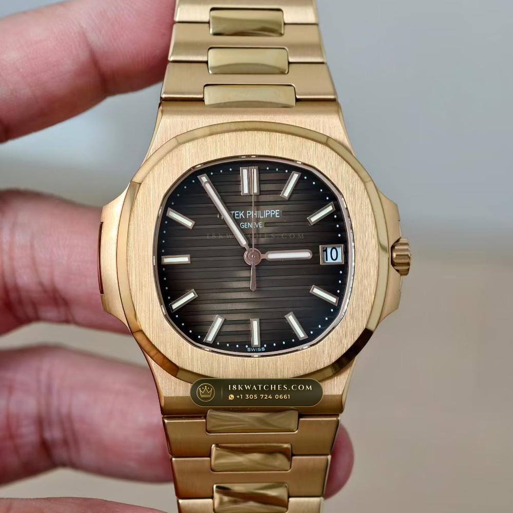 Patek Philippe Nautilus Self-Winding 18K Rose Gold Custom SW Dial Deep Crystal Optics Ref. 5711R