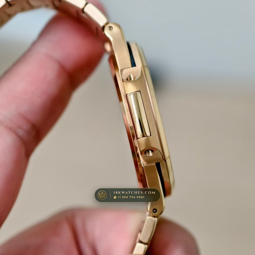 Patek Philippe Nautilus Self-Winding 18K Rose Gold Custom SW Dial Deep Crystal Optics Ref. 5711R — Studio Gallery Plate V in 18K Rose Gold Au750 (114.7g Verified Mass, Patek Philippe Cal. 26-330 S C / Cal. 324 S C - 21K Gold Rotor)
