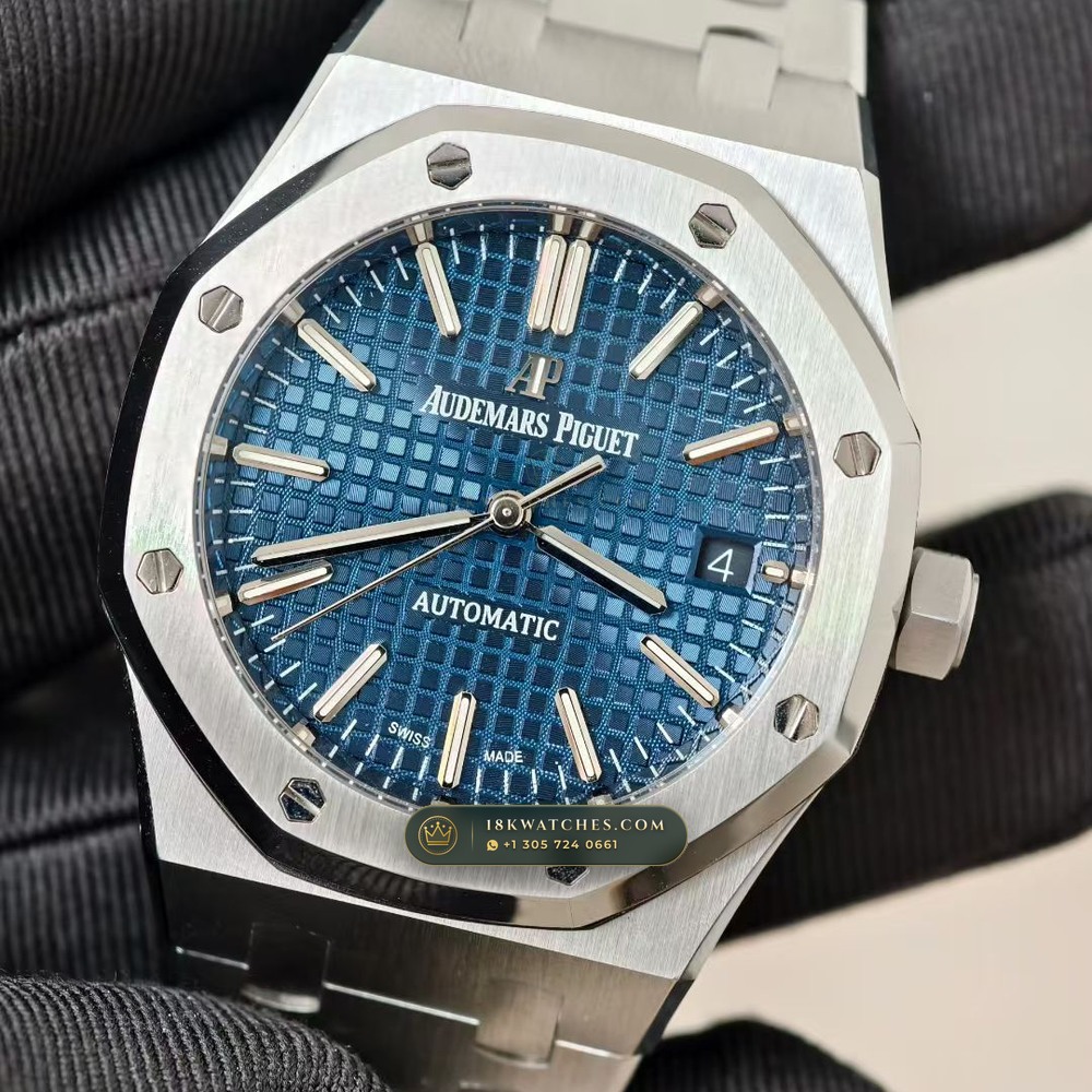 Audemars Piguet Royal Oak Selfwinding 37mm Hand-Chamfered Bevel Spec Ref. 15450ST — Studio Gallery Plate II in 904L Stainless Steel Custom Architecture (132.7g Verified Mass, Audemars Piguet Cal. 3120 / Cal. 5900)