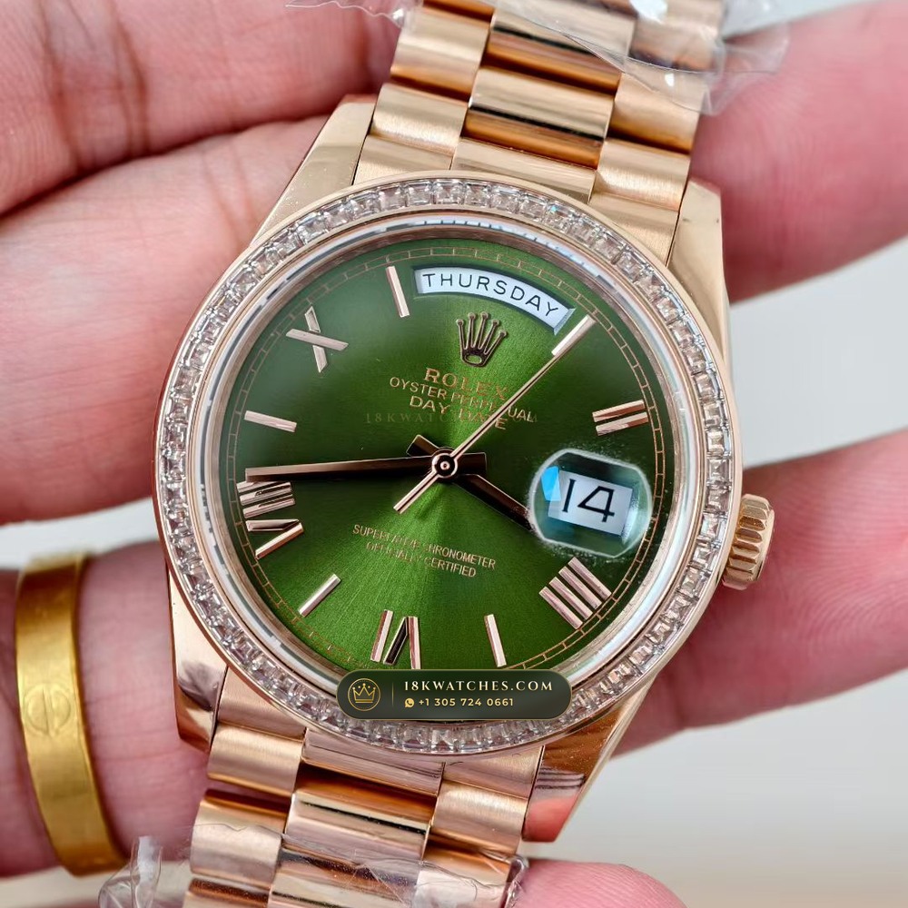 Rolex Day-Date 36 Baguette Diamond Bezel 18K Everose Gold Ref. 128345RBR — Studio Gallery Plate II in 18K Rose Gold Au750 (183.4g Verified Mass, Rolex Manufacture Cal. 3255 - 70h Power Reserve)