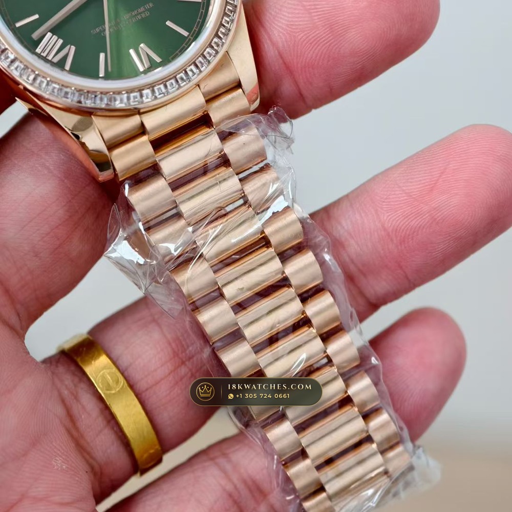 Rolex Day-Date 36 Baguette Diamond Bezel 18K Everose Gold Ref. 128345RBR — Studio Gallery Plate V in 18K Rose Gold Au750 (183.4g Verified Mass, Rolex Manufacture Cal. 3255 - 70h Power Reserve)