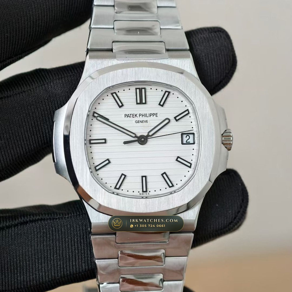 Patek Philippe Nautilus Self-Winding Custom SW Dial 22K Gold Rotor Ref. 5711/1A-011