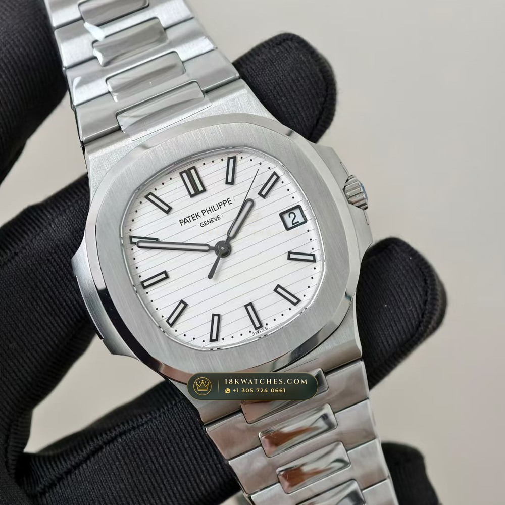 Patek Philippe Nautilus Self-Winding Custom SW Dial 22K Gold Rotor Ref. 5711/1A-011 — Studio Gallery Plate II in 904L Stainless Steel Custom Architecture (114.6g Verified Mass, Patek Philippe Cal. 26-330 S C / Cal. 324 S C - 21K Gold Rotor)