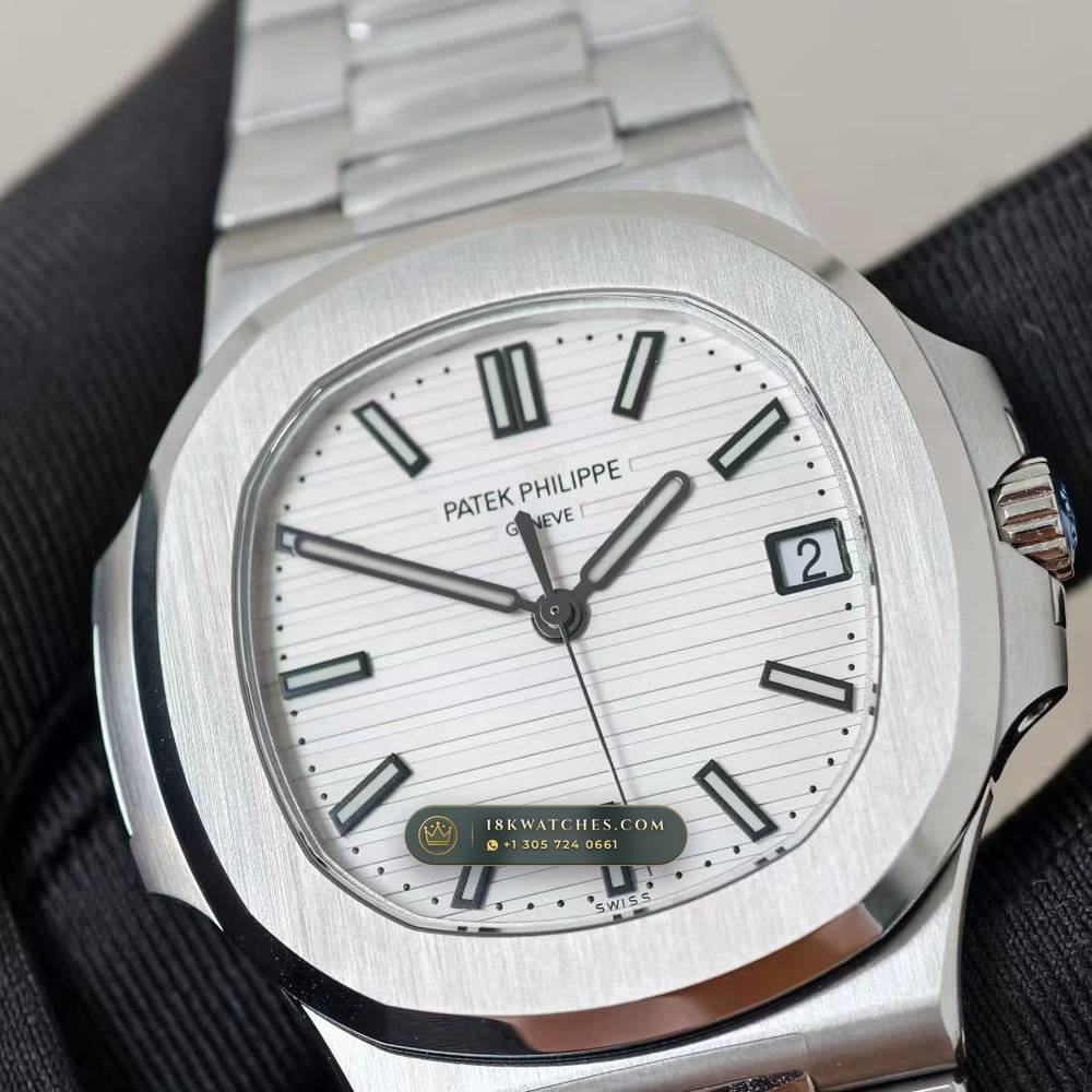 Patek Philippe Nautilus Self-Winding Custom SW Dial 22K Gold Rotor Ref. 5711/1A-011 — Studio Gallery Plate IV in 904L Stainless Steel Custom Architecture (114.6g Verified Mass, Patek Philippe Cal. 26-330 S C / Cal. 324 S C - 21K Gold Rotor)