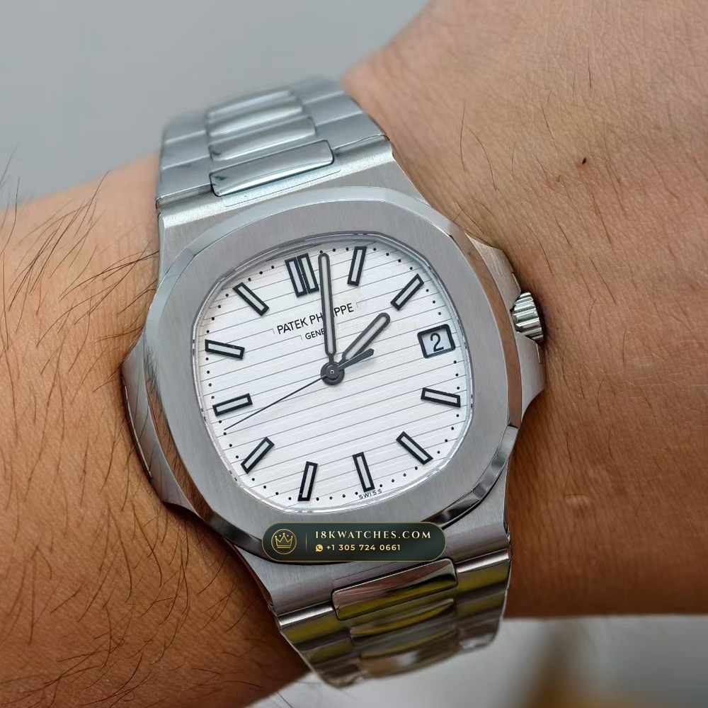 Patek Philippe Nautilus Self-Winding Custom SW Dial 22K Gold Rotor Ref. 5711/1A-011 — Studio Gallery Plate VIII in 904L Stainless Steel Custom Architecture (114.6g Verified Mass, Patek Philippe Cal. 26-330 S C / Cal. 324 S C - 21K Gold Rotor)