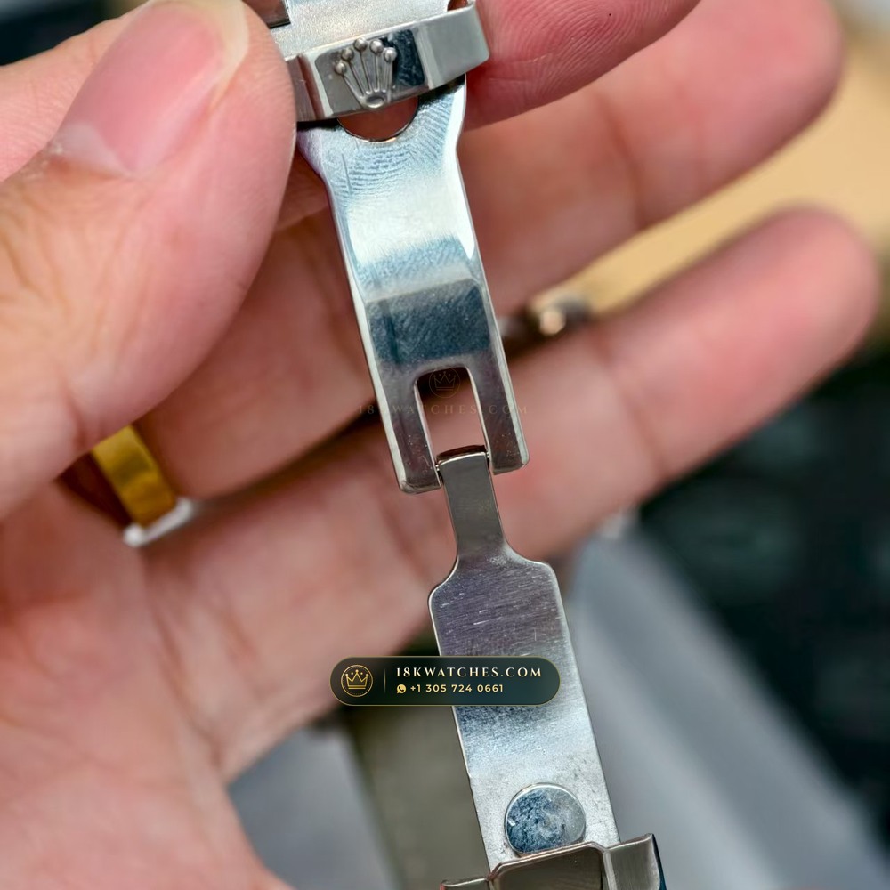 Rolex Cosmograph Daytona Beach Pink Mother-of-Pearl Strap Edition 18K White Gold Ref. 116519 — Studio Gallery Plate VI in 18K White Gold Au750 (138.4g Verified Mass, Rolex Manufacture Cal. 4130 - 72h Power Reserve)
