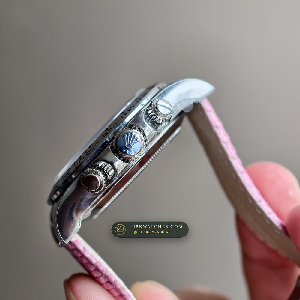 Rolex Cosmograph Daytona Beach Chrysoprase Green Mother-of-Pearl 18K White Gold Ref. 116519 — Studio Gallery Plate V in 18K White Gold Au750 (138.5g Verified Mass, Rolex Manufacture Cal. 4130 - 72h Power Reserve)