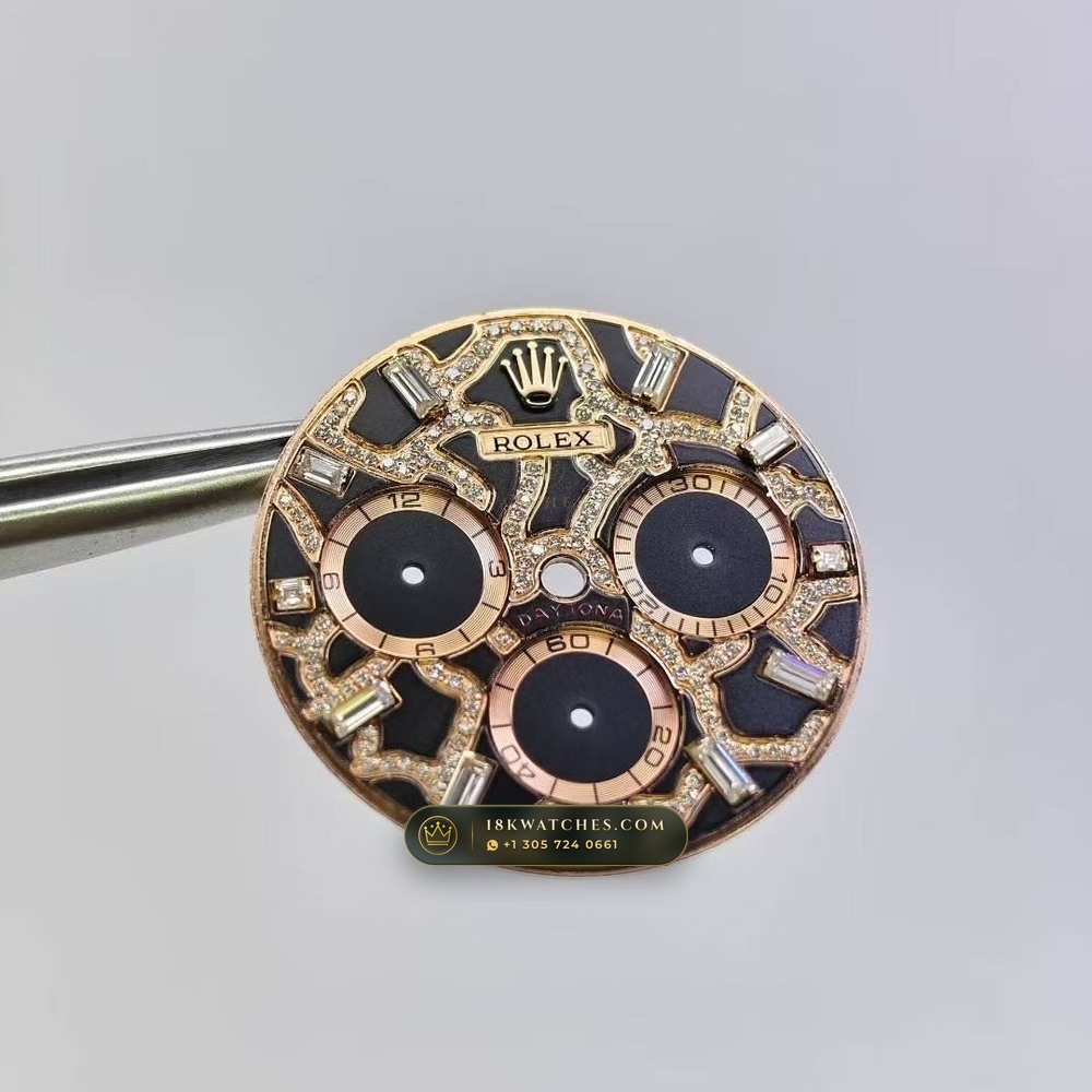 Rolex Cosmograph Daytona Giraffe Off-Catalogue Diamond Edition 18K Everose Gold Geneva Atelier Spec Ref. 126555TBR — Studio Gallery Plate XIII in 18K Rose Gold Au750 (216.3g Verified Mass, Rolex Manufacture Cal. 4131 - 72h Power Reserve)