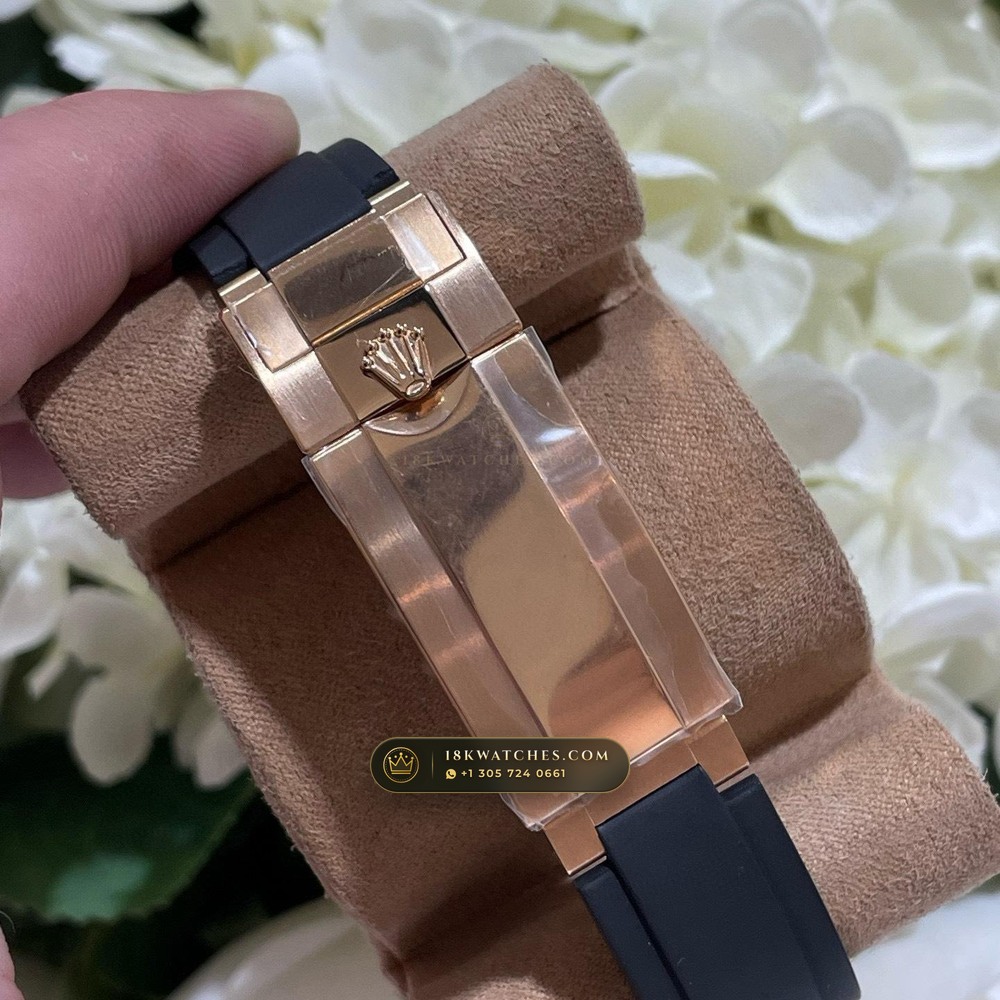 Rolex Cosmograph Daytona Giraffe Off-Catalogue Diamond Edition 18K Everose Gold Geneva Atelier Spec Ref. 126555TBR — Studio Gallery Plate V in 18K Rose Gold Au750 (216.3g Verified Mass, Rolex Manufacture Cal. 4131 - 72h Power Reserve)
