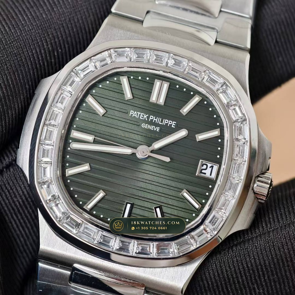 Patek Philippe Nautilus Self-Winding Diamond-Set Bezel Custom SW Dial Free-Sprung Calibre Ref. 5711/1300A-001 — Studio Gallery Plate II in 904L Stainless Steel Custom Architecture (118.4g Verified Mass, Patek Philippe Cal. 26-330 S C / Cal. 324 S C - 21K Gold Rotor)