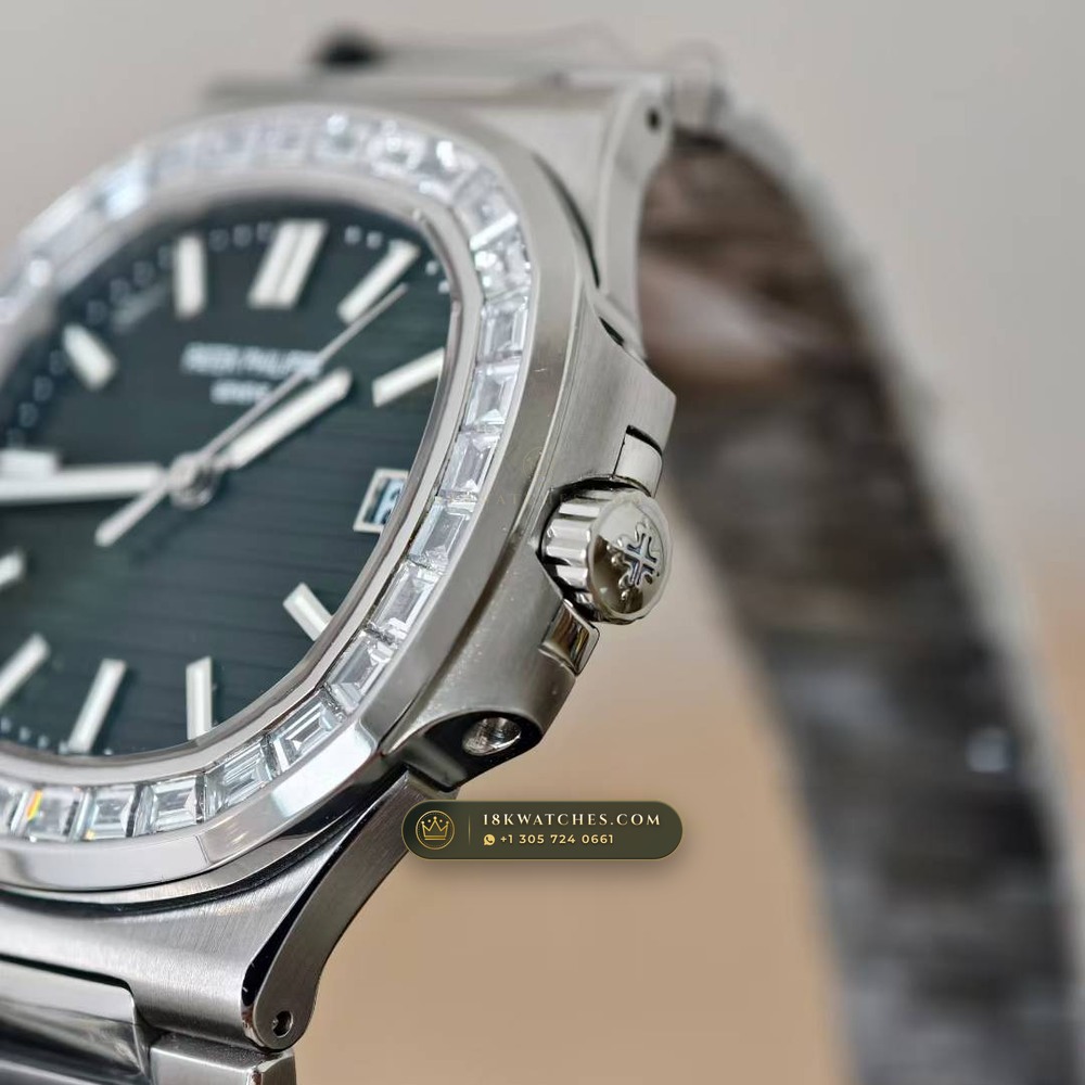 Patek Philippe Nautilus Self-Winding Diamond-Set Bezel Custom SW Dial Free-Sprung Calibre Ref. 5711/1300A-001 — Studio Gallery Plate V in 904L Stainless Steel Custom Architecture (118.4g Verified Mass, Patek Philippe Cal. 26-330 S C / Cal. 324 S C - 21K Gold Rotor)
