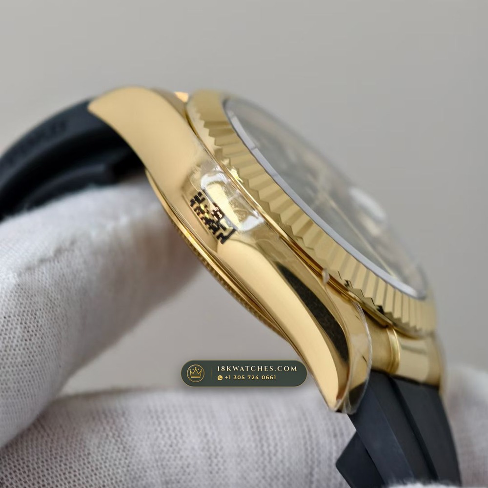 Rolex Sky-Dweller Sunray Green Dial 18K Yellow Gold Ref. 336938 — Studio Gallery Plate V in 18K Yellow Gold Au750 (252.0g Verified Mass, Rolex Manufacture Cal. 9002 Annual Calendar)