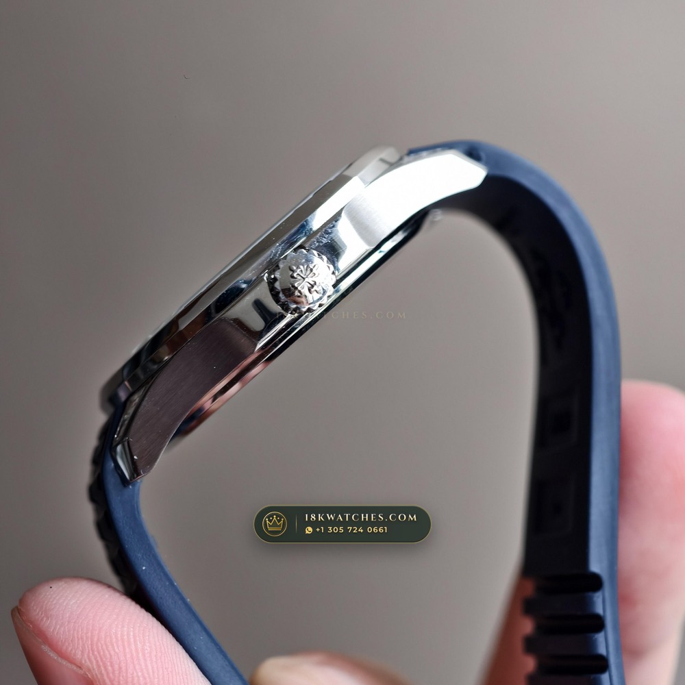 Patek Philippe Aquanaut Luce Haute Joaillerie Diamond-Set Bezel 18K White Gold Ref. 5268/461G-001 — Studio Gallery Plate VI in 18K White Gold Au750 (114.5g Verified Mass, Patek Philippe Cal. 26-330 S C - 21K Gold Rotor)