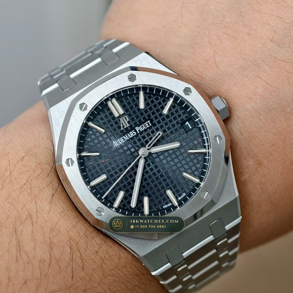 Audemars Piguet Royal Oak Selfwinding 41mm Chronometer Regulated Spec Ref. 15500ST — Studio Gallery Plate IX in 904L Stainless Steel Custom Architecture (166.8g Verified Mass, Audemars Piguet Cal. 4302 - 70h Power Reserve)