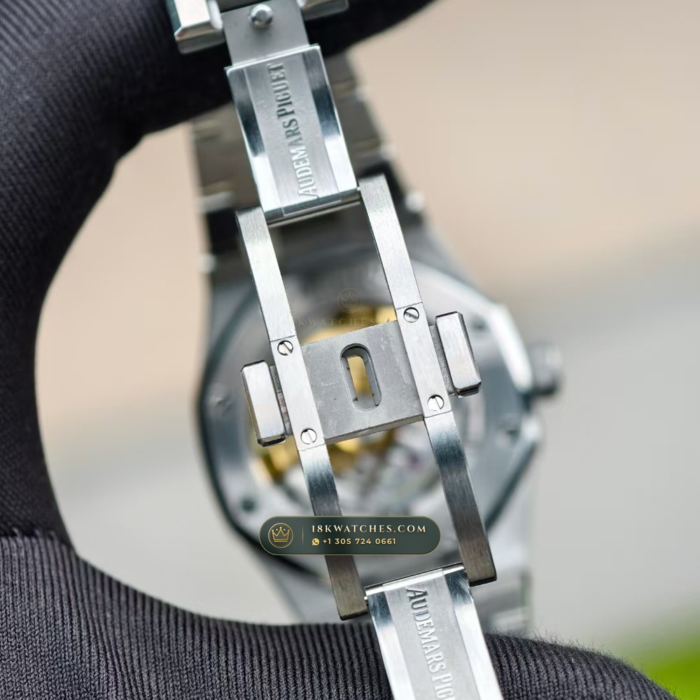 Audemars Piguet Royal Oak Selfwinding 37mm Sapphire Caseback Spec Ref. 15450ST — Studio Gallery Plate VII in 904L Stainless Steel Custom Architecture (132.2g Verified Mass, Audemars Piguet Cal. 3120 / Cal. 5900)