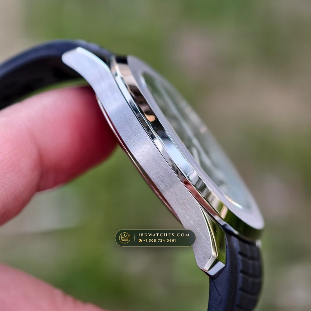 Patek Philippe Aquanaut Extra-Large Self-Winding Master Watchmaker Spec Ref. 5167A — Studio Gallery Plate IV in 904L Stainless Steel Custom Architecture (79.1g Verified Mass, Patek Philippe Cal. 324 S C - 21K Gold Rotor)