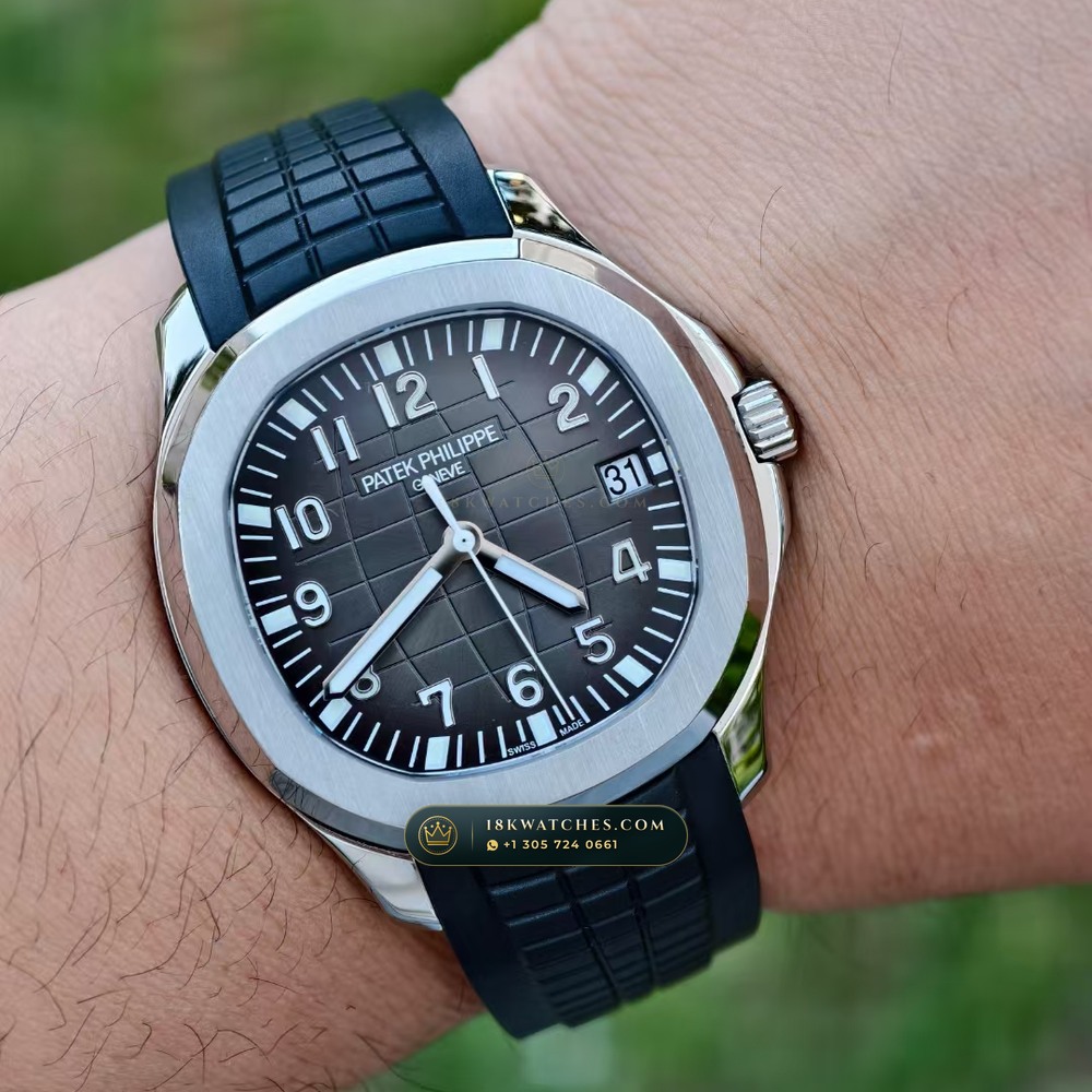 Patek Philippe Aquanaut Extra-Large Self-Winding Master Watchmaker Spec Ref. 5167A — Studio Gallery Plate VIII in 904L Stainless Steel Custom Architecture (79.1g Verified Mass, Patek Philippe Cal. 324 S C - 21K Gold Rotor)