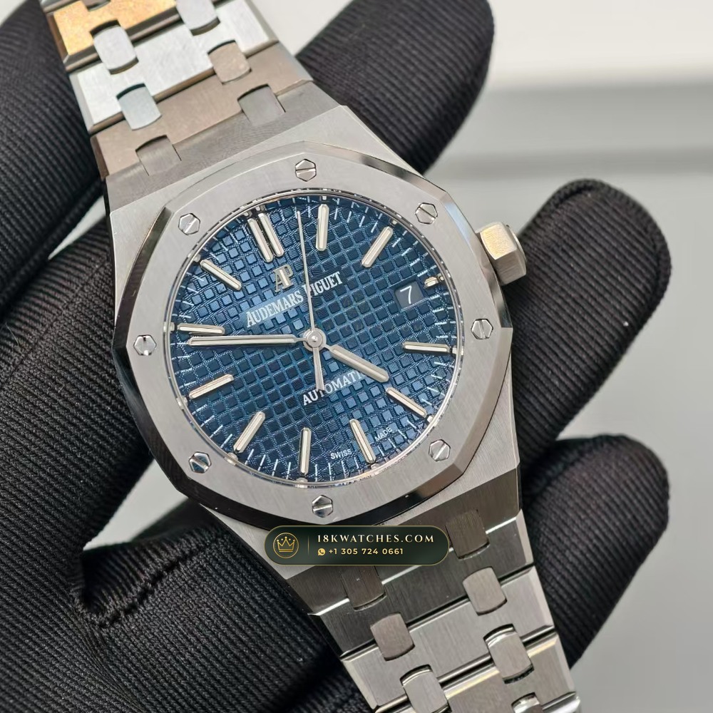 Audemars Piguet Royal Oak Selfwinding 37mm Master Watchmaker Spec Ref. 15450ST — Studio Gallery Plate II in 904L Stainless Steel Custom Architecture (132.6g Verified Mass, Audemars Piguet Cal. 3120 / Cal. 5900)