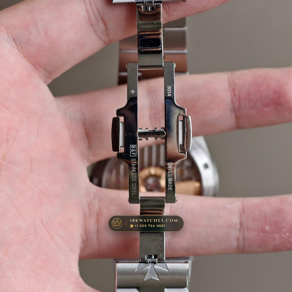 Vacheron Constantin Overseas Self-Winding 41mm Ref. 4500V/110A-B128 — Studio Gallery Plate XI in 904L Stainless Steel Custom Architecture (152.1g Verified Mass, Vacheron Constantin Cal. 5100 - 22K Gold Maltese Rotor)