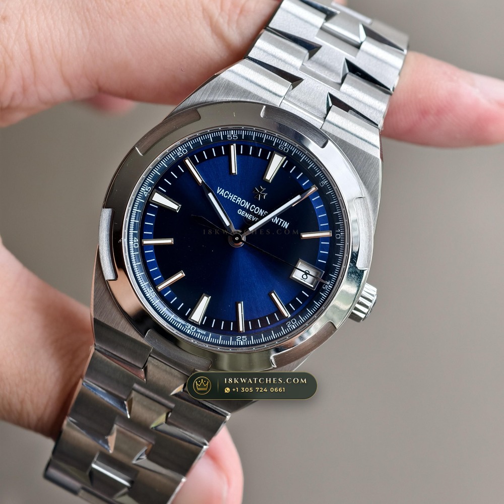 Vacheron Constantin Overseas Self-Winding 41mm Ref. 4500V/110A-B128 — Studio Gallery Plate III in 904L Stainless Steel Custom Architecture (152.1g Verified Mass, Vacheron Constantin Cal. 5100 - 22K Gold Maltese Rotor)