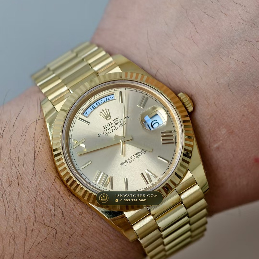 Rolex Day-Date 40 Champagne Sunray Dial 18K Yellow Gold Ref. 228238 — Studio Gallery Plate VIII in 18K Yellow Gold Au750 (210.8g Verified Mass, Rolex Manufacture Cal. 3255 - 70h Power Reserve)