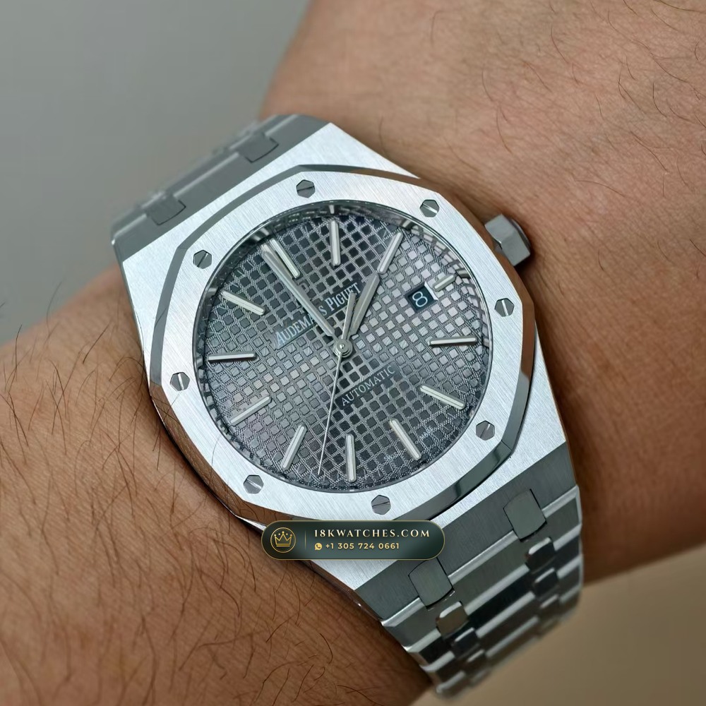 Audemars Piguet Royal Oak Selfwinding 41mm Ref. 15400ST — Studio Gallery Plate VIII in 904L Stainless Steel Custom Architecture (166.8g Verified Mass, Audemars Piguet Cal. 3120 - 22K Gold Rotor)