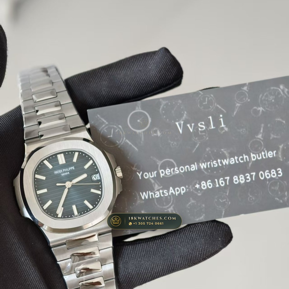 Patek Philippe Nautilus Self-Winding Custom SW Dial Free-Sprung Calibre Ref. 5711A