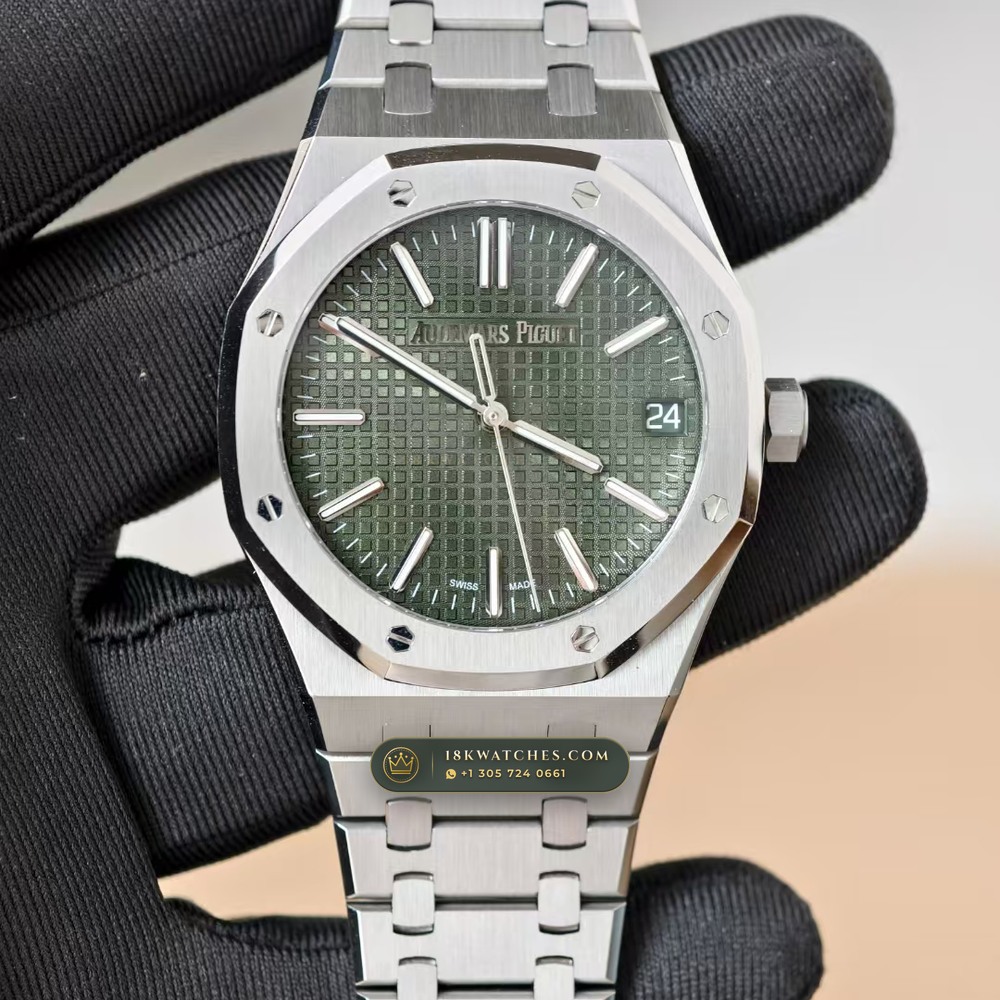 Audemars Piguet Royal Oak Selfwinding 41mm Sunray Emerald / Khaki Green Dial Ref. 15510ST — Studio Gallery Plate III in 904L Stainless Steel Custom Architecture (166.6g Verified Mass, Audemars Piguet Cal. 4302 - 70h Power Reserve)