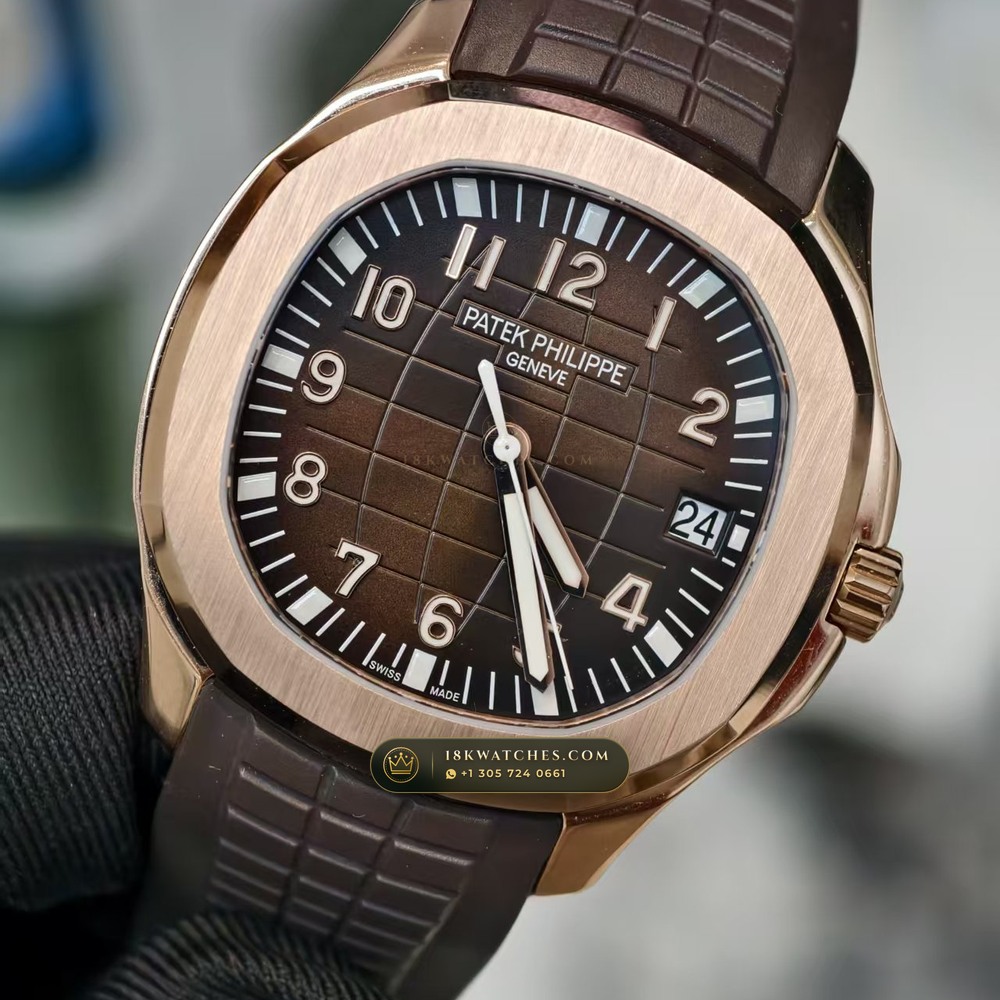 Patek Philippe Aquanaut Extra-Large Self-Winding 18K Rose Gold Master Watchmaker Spec Ref. 5167R — Studio Gallery Plate II in 18K Rose Gold Au750 (108.6g Verified Mass, Patek Philippe Cal. 324 S C - 21K Gold Rotor)