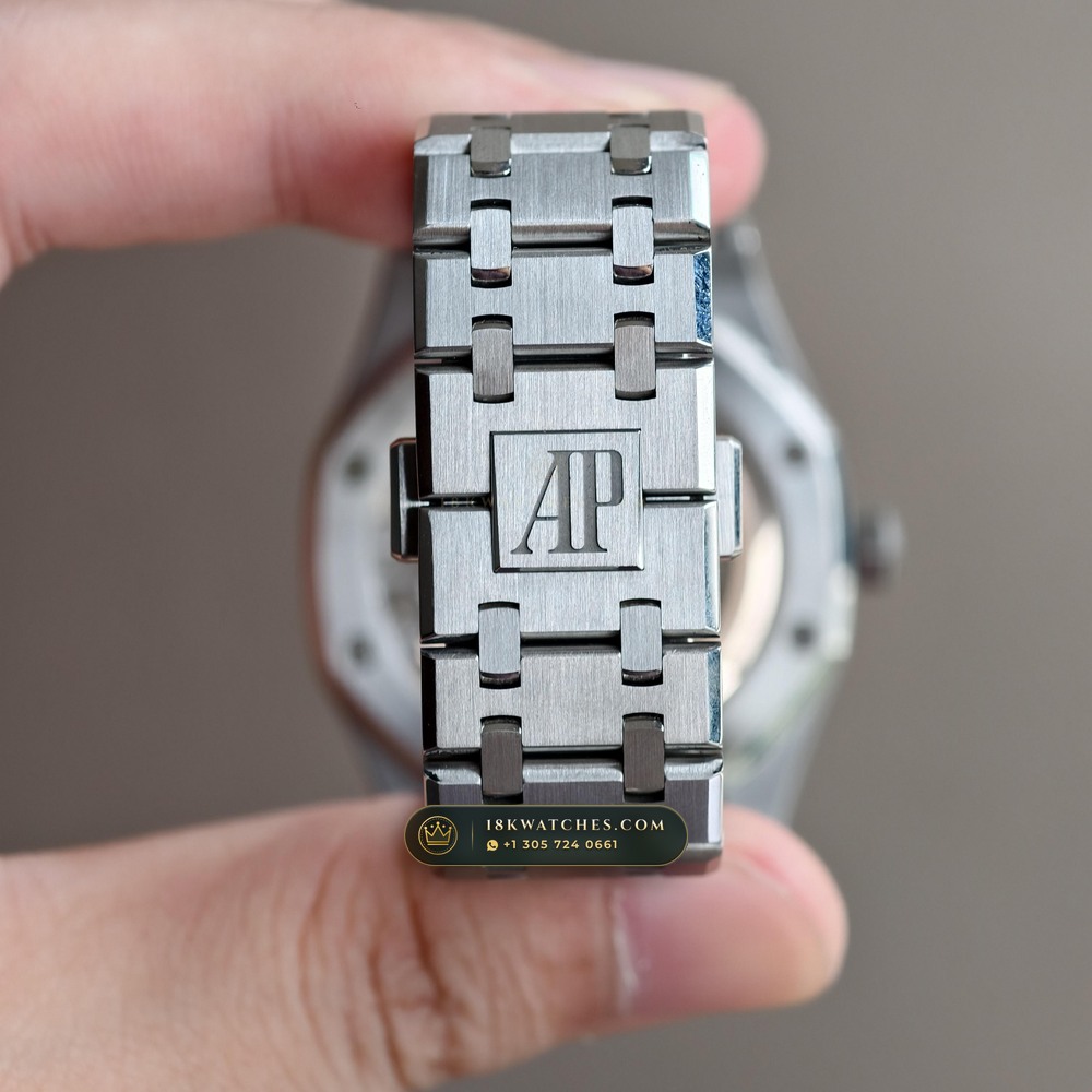 Audemars Piguet Royal Oak Selfwinding 41mm Custom Tapestry Dial 22K Gold Rotor Ref. 15510ST — Studio Gallery Plate X in 904L Stainless Steel Custom Architecture (166.4g Verified Mass, Audemars Piguet Cal. 4302 - 70h Power Reserve)